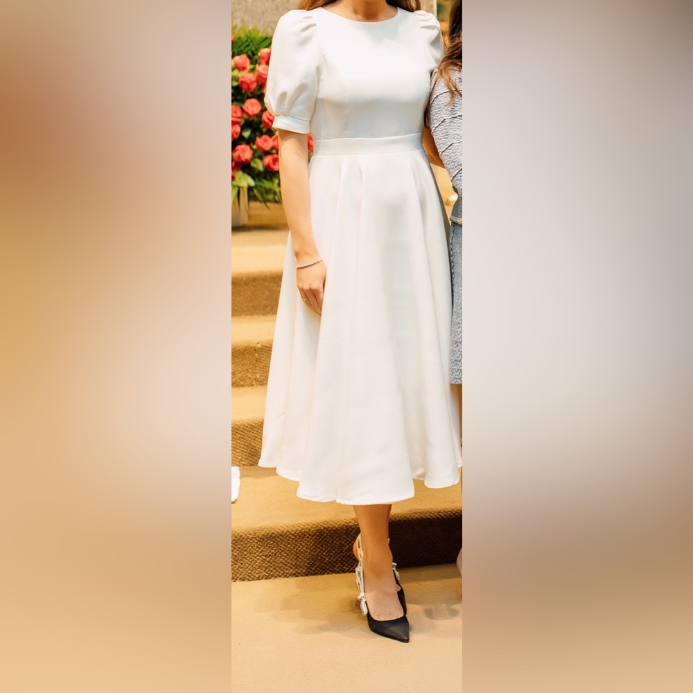 White midi Dress